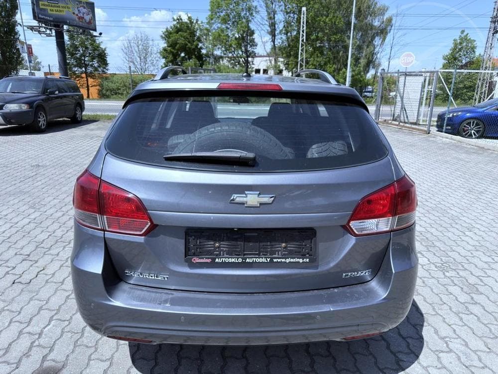 2013 Chevrolet CRUZE - 4