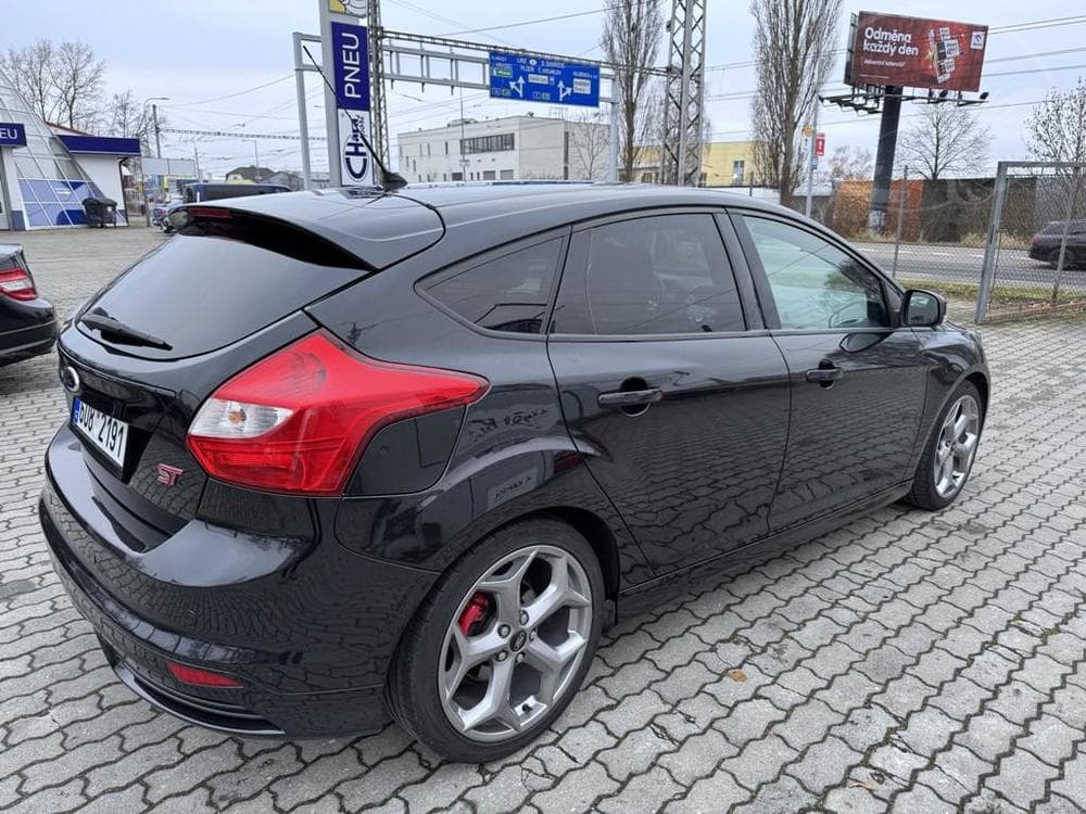 2012 Ford FOCUS - 5