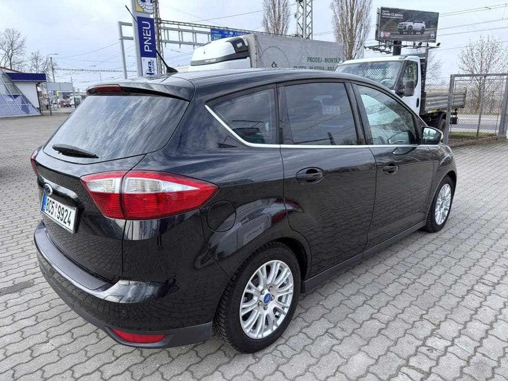 2011 Ford C-MAX - 5