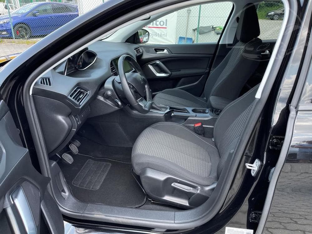 2020 Peugeot 308 - 6