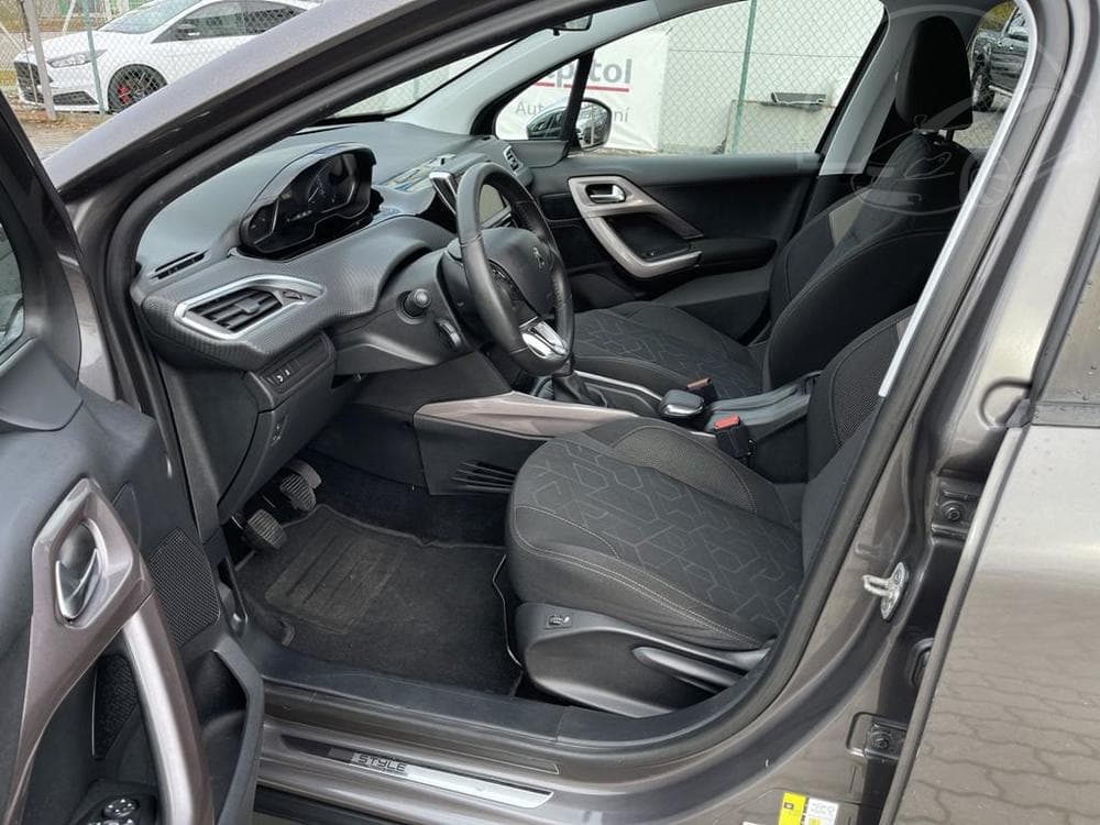 2016 Peugeot 2008 - 6