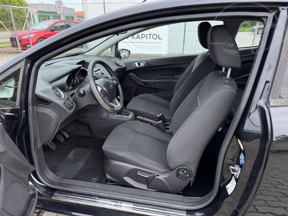 2013 Ford FIESTA - 6