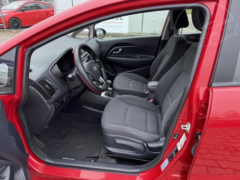 2012 Kia RIO - 6