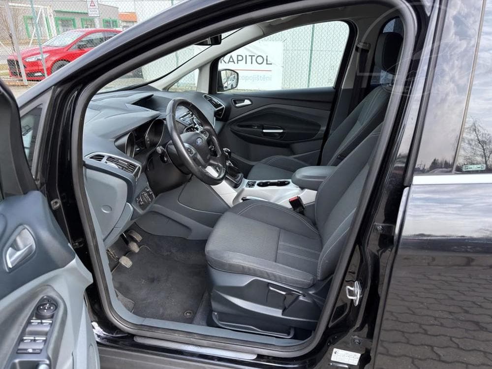 2011 Ford C-MAX - 6