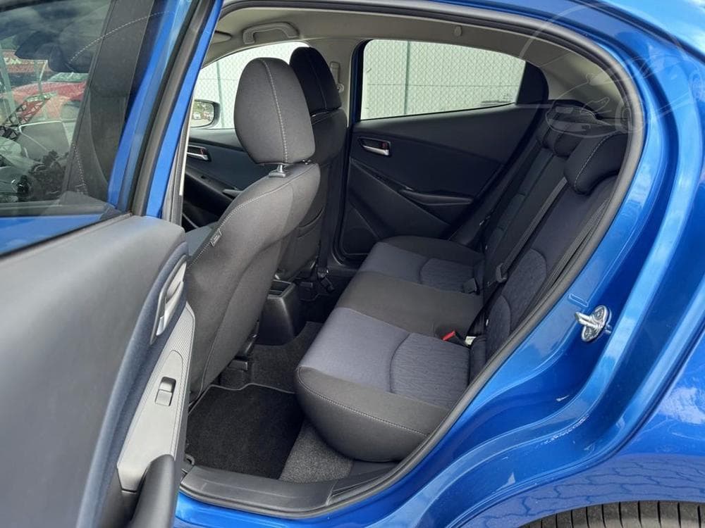 2017 Mazda 2 - 7