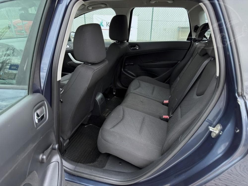 2012 Peugeot 308 - 7