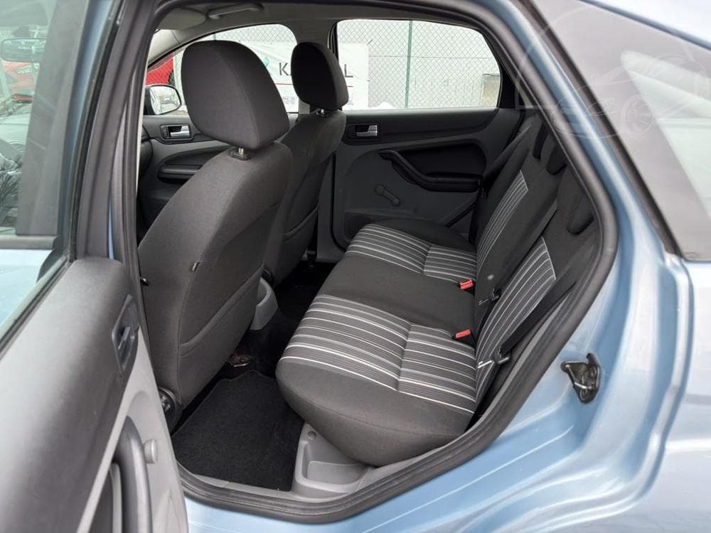 2008 Ford FOCUS - 7