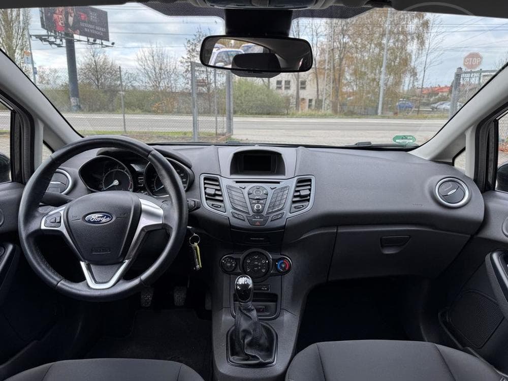 2017 Ford FIESTA - 8