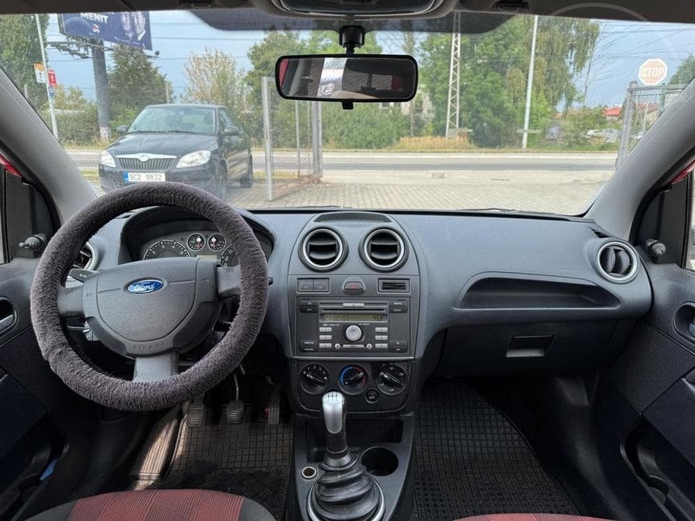 2007 Ford FIESTA - 8