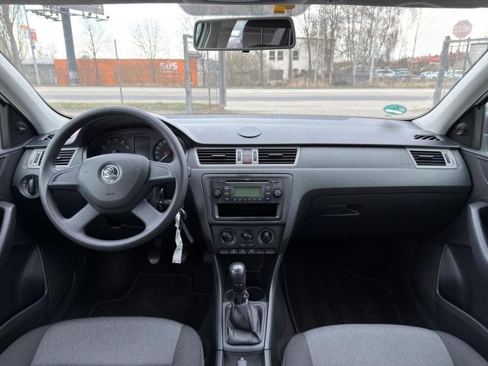 2013 Škoda RAPID - 8