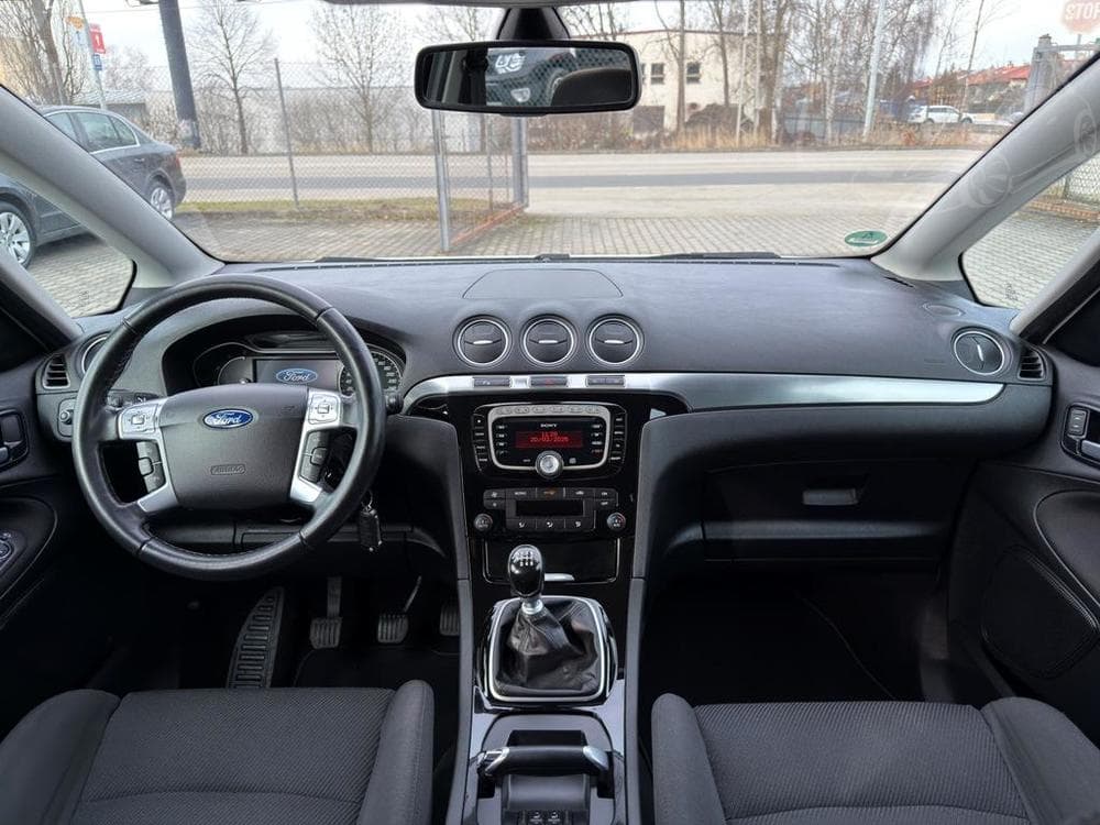 2013 Ford S-MAX - 8