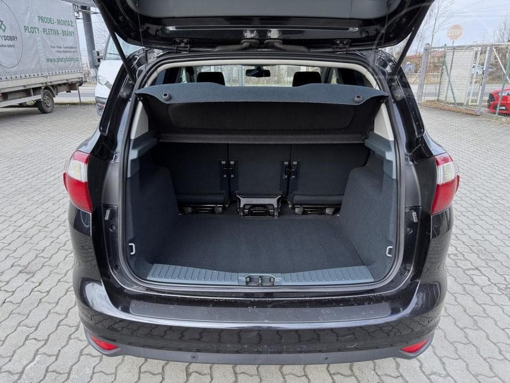 2011 Ford C-MAX - 9