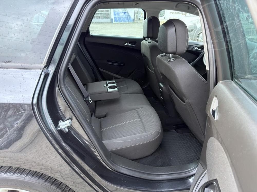2015 Opel ASTRA - 9