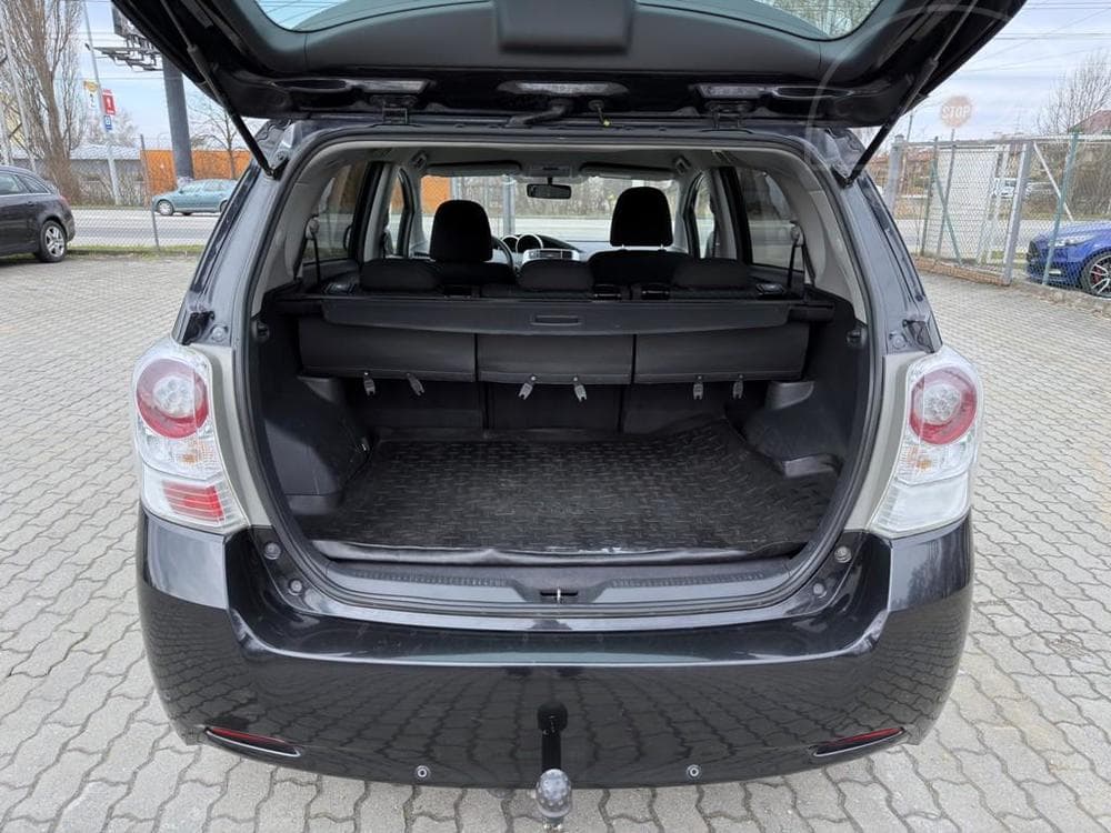 2012 Toyota VERSO - 9