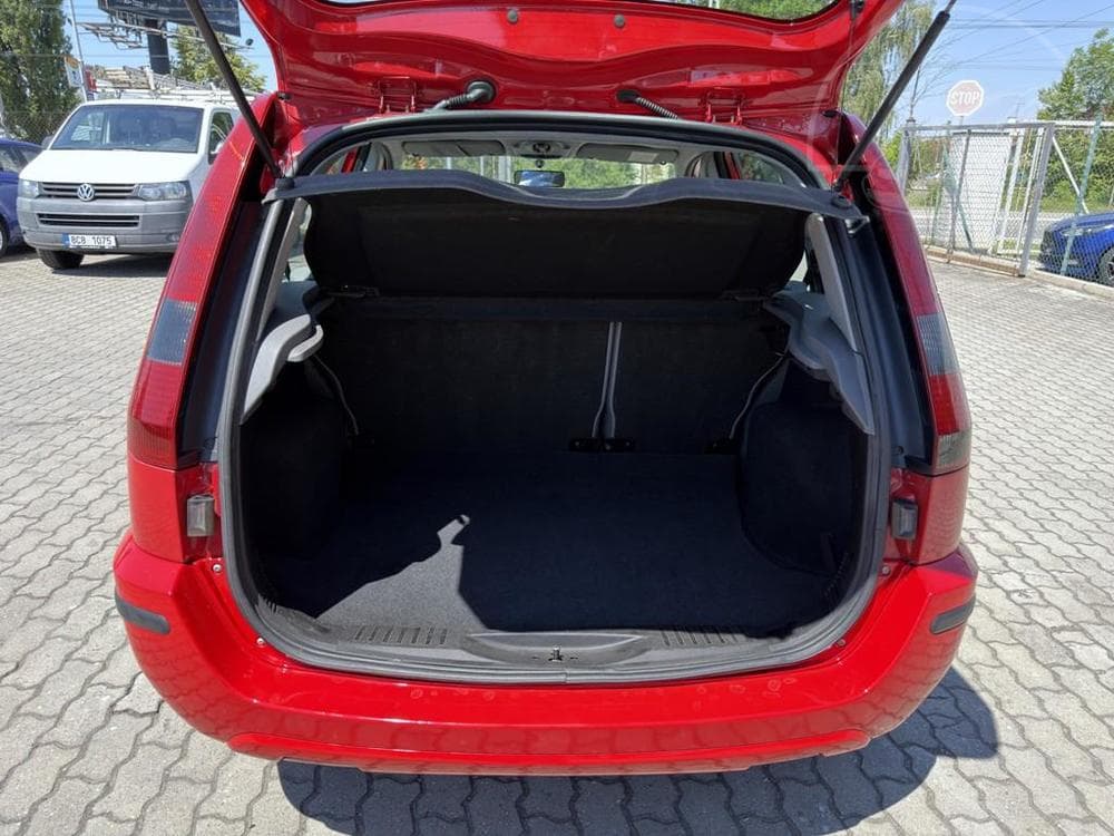 2003 Ford FUSION - 9