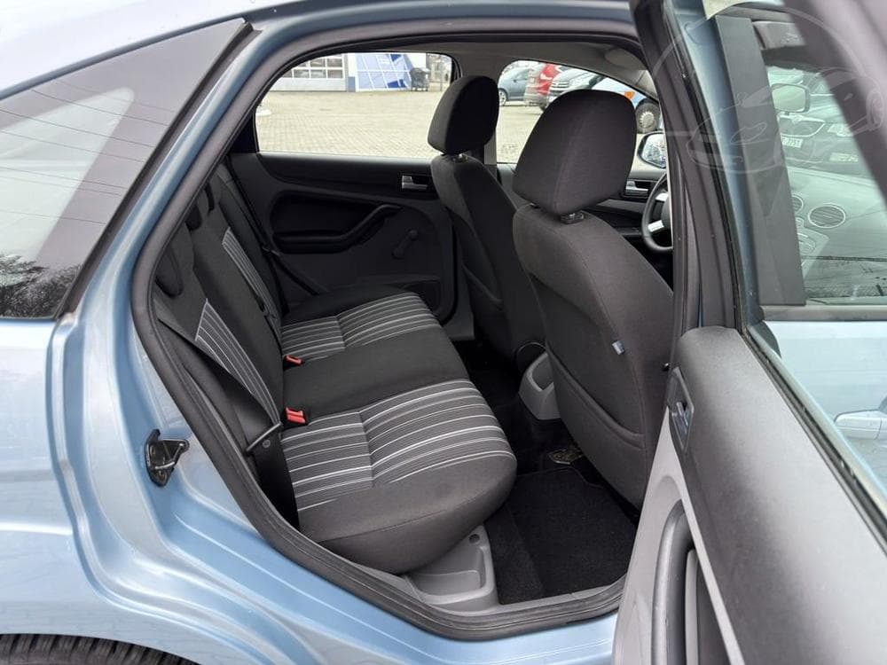 2008 Ford FOCUS - 10