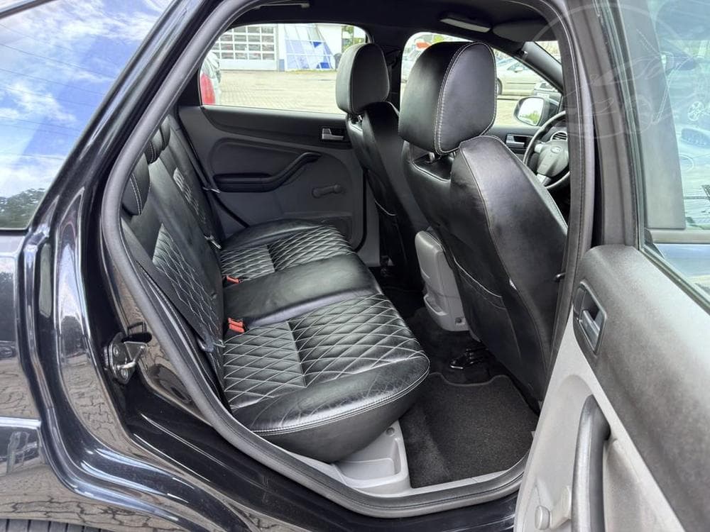 2008 Ford FOCUS - 10