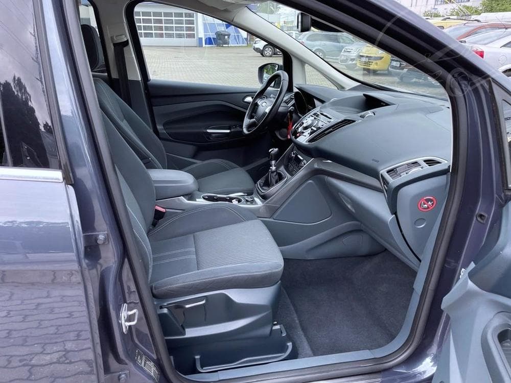 2013 Ford C-MAX - 11