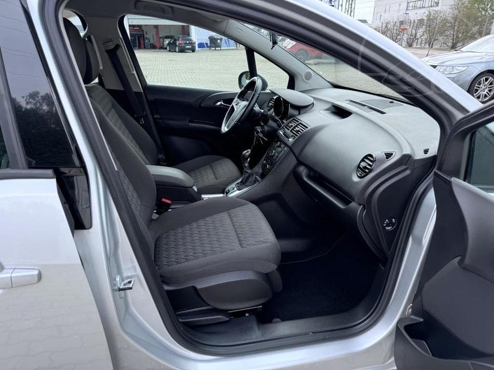 2013 Opel MERIVA - 11