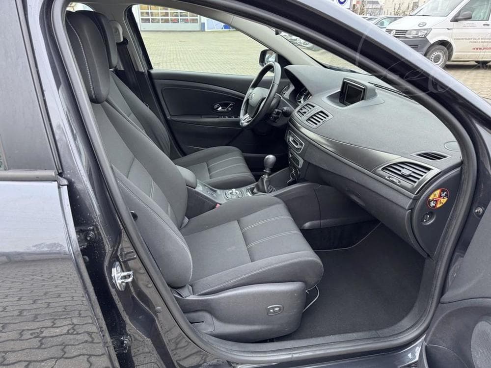 2014 Renault MEGANE - 11
