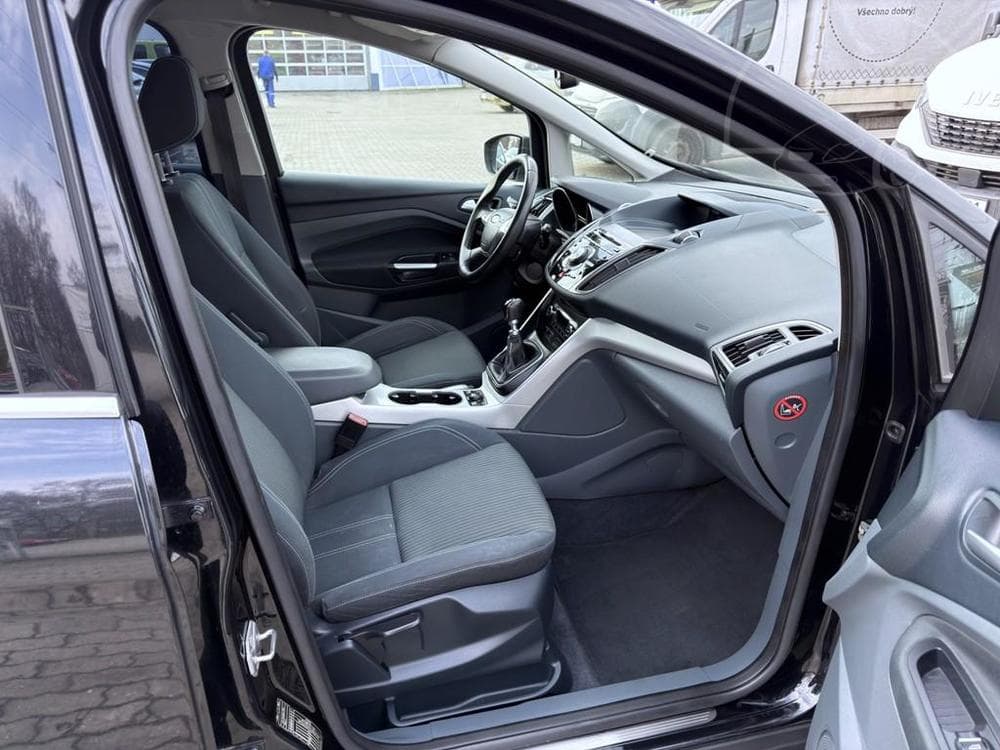 2011 Ford C-MAX - 11