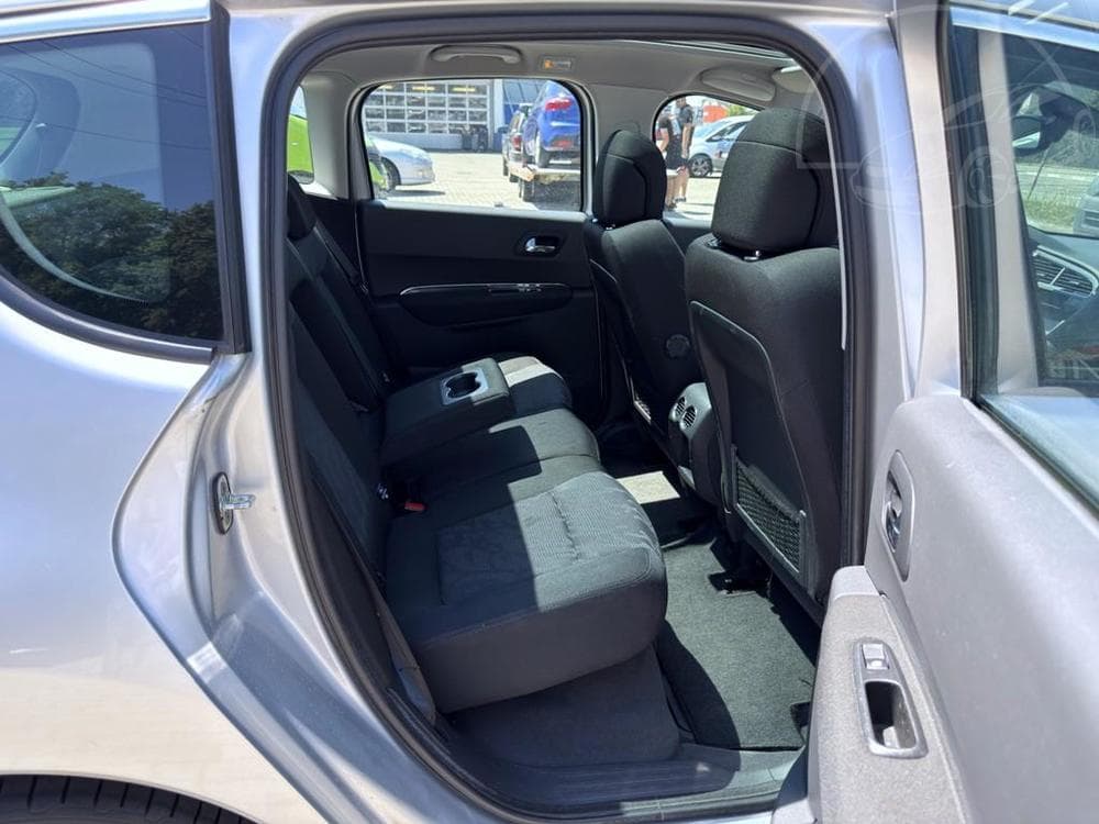 2009 Peugeot 3008 - 11