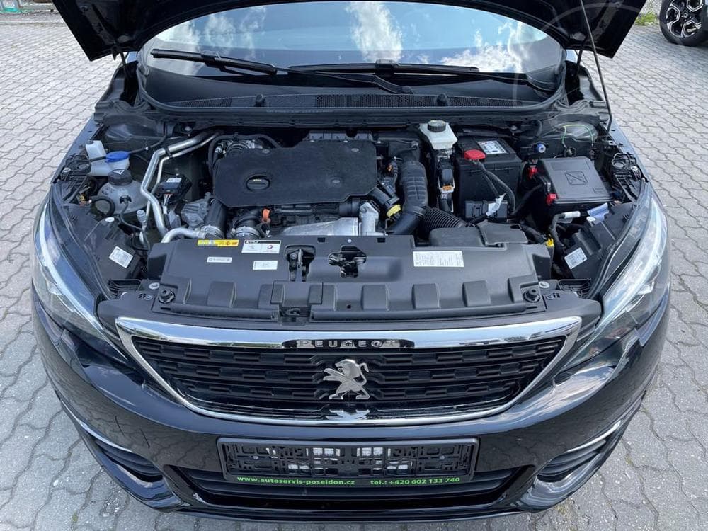 2020 Peugeot 308 - 12