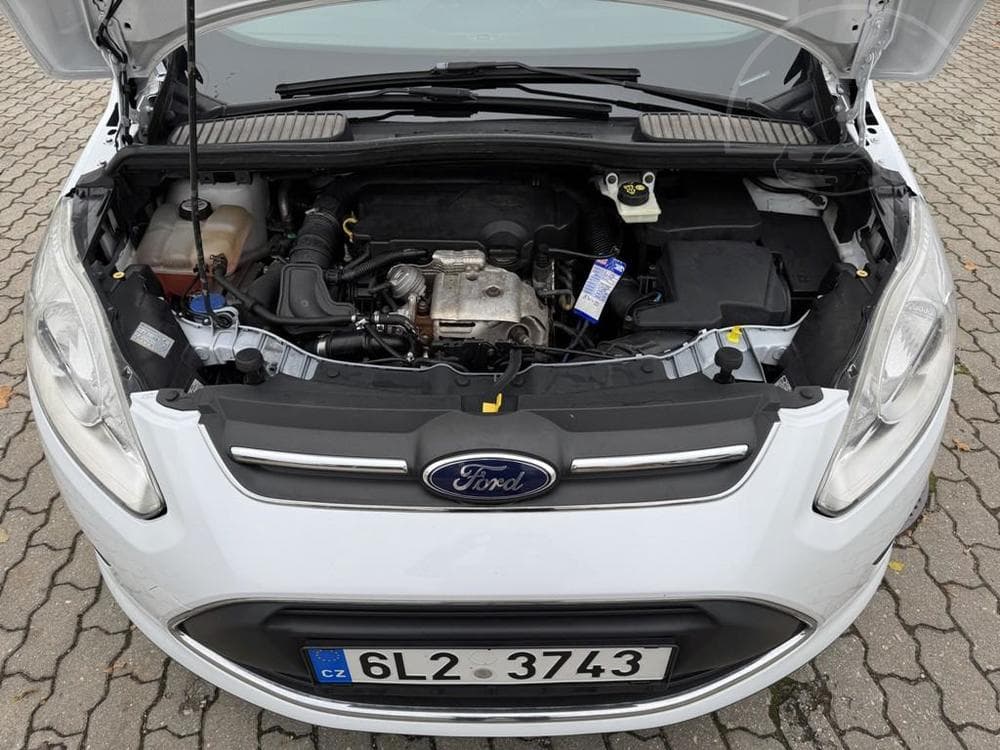 2013 Ford C-MAX - 12