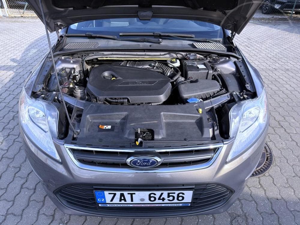 2011 Ford MONDEO - 12