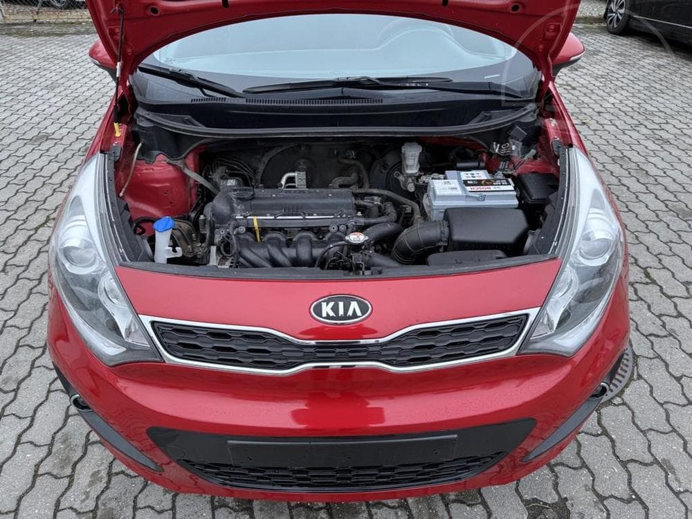 2012 Kia RIO - 12