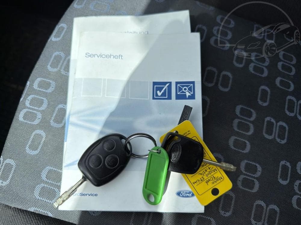 2005 Ford FIESTA - 34