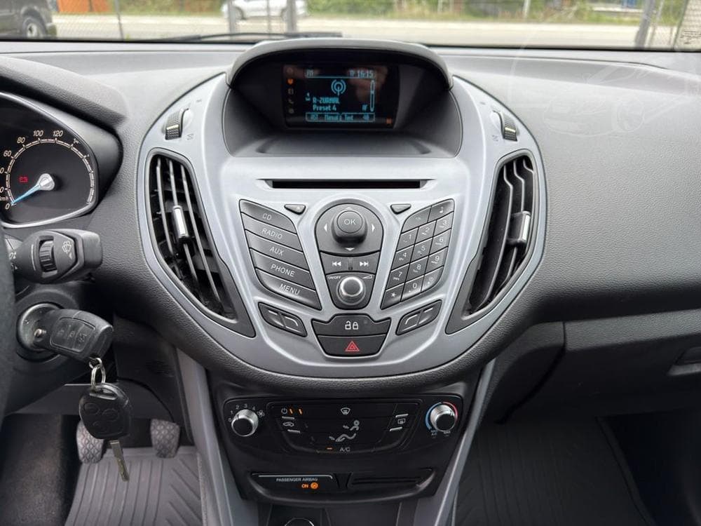 2014 Ford B-MAX - 13
