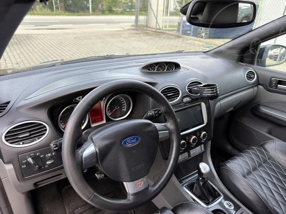2008 Ford FOCUS - 13