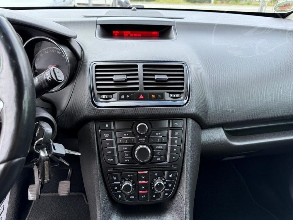 2013 Opel MERIVA - 14