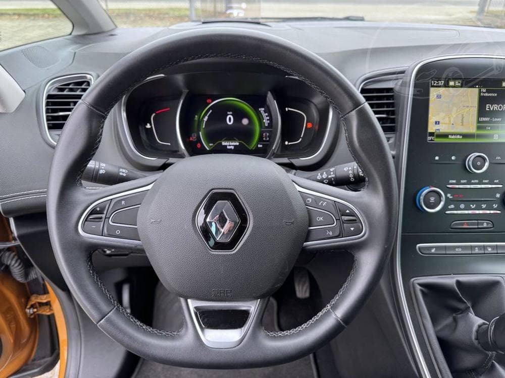 2019 Renault Scenic - 14