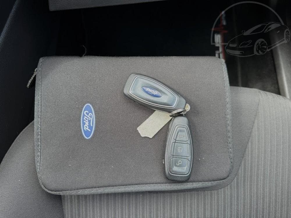 2011 Ford FOCUS - 15
