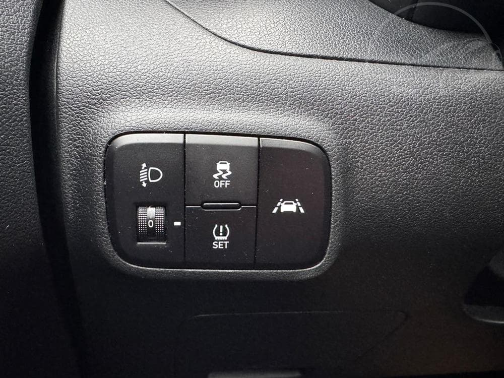 2021 Hyundai I10 - 17