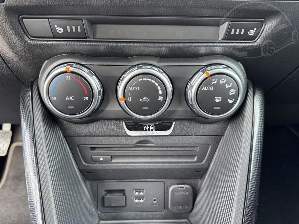 2017 Mazda 2 - 18