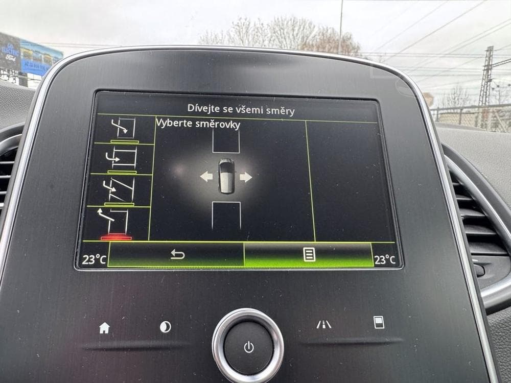 2019 Renault Scenic - 18