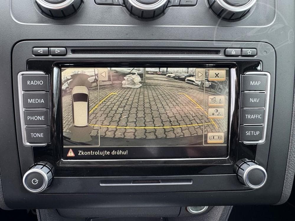 2014 Volkswagen Touran - 19