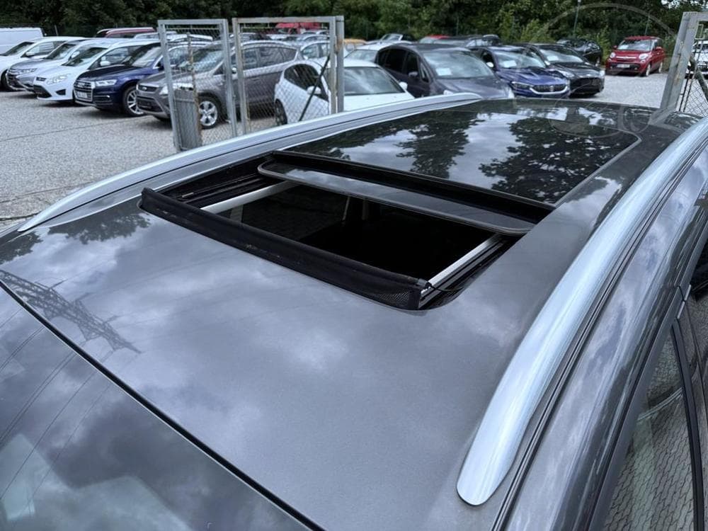 2015 Ford GALAXY - 19
