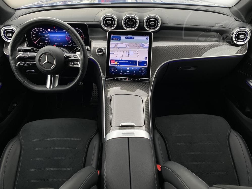 2025 Mercedes-Benz GLC - 23