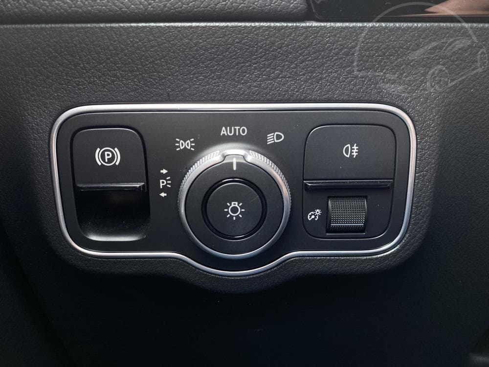 2024 Mercedes-Benz GLA - 49
