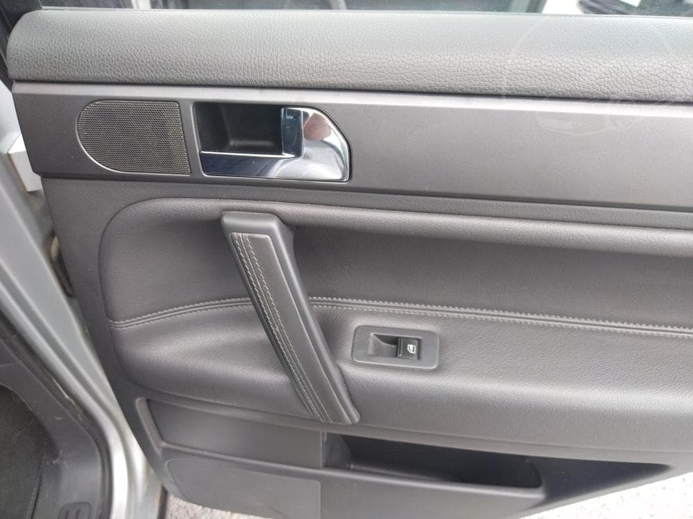 2007 Volkswagen TOUAREG - 11