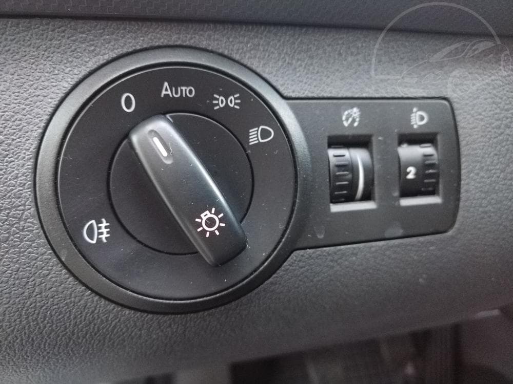 2014 Volkswagen Caddy - 14