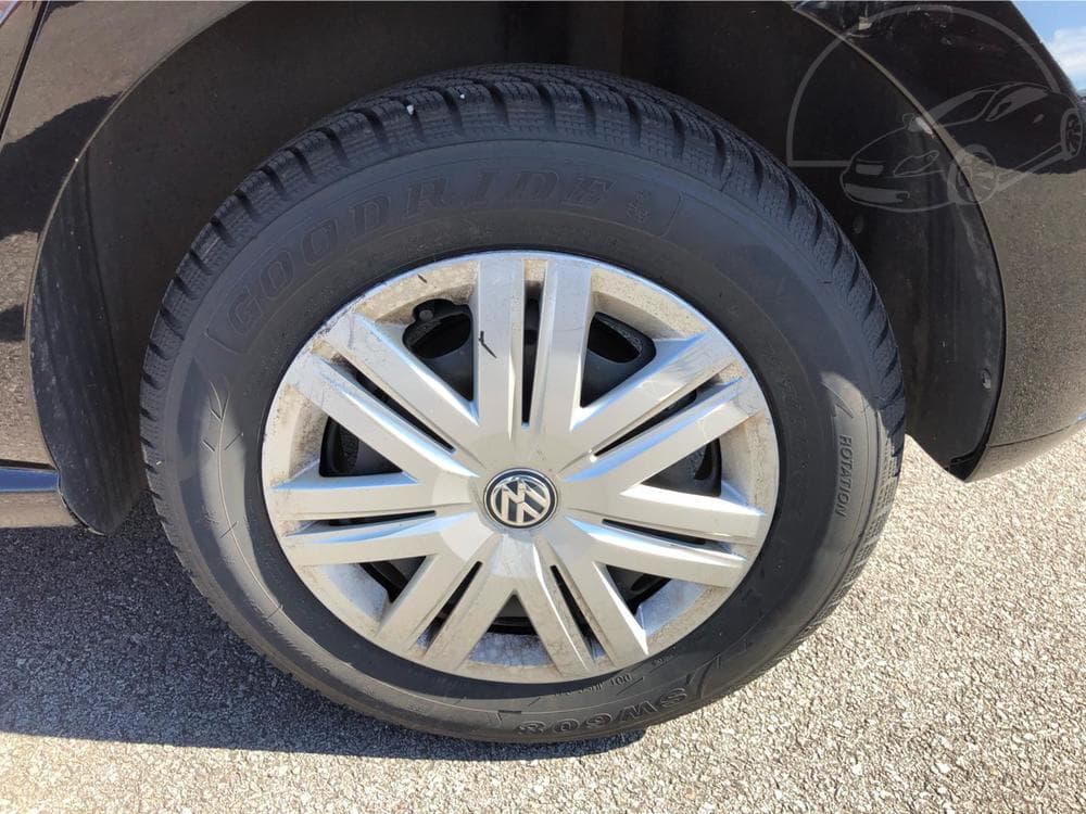 2016 Volkswagen POLO - 27