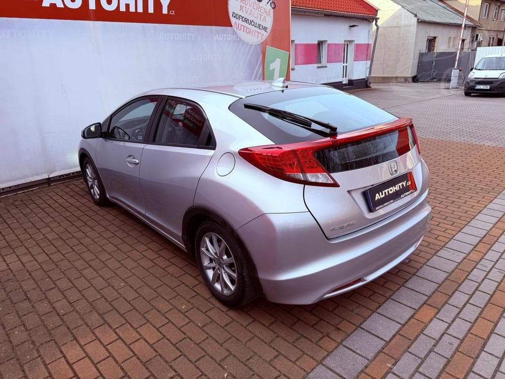 2013 Honda CIVIC - 8