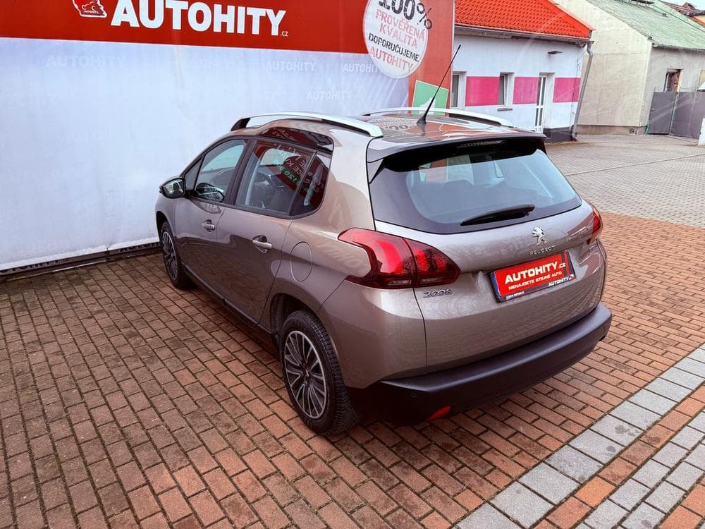2017 Peugeot 2008 - 9
