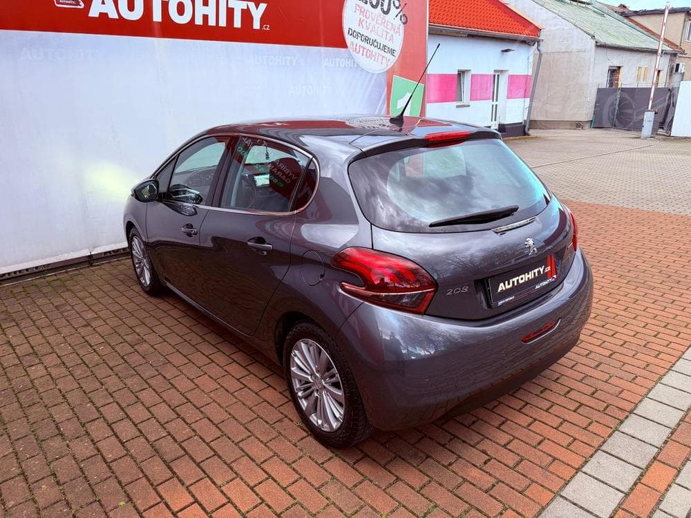 2016 Peugeot 208 - 9