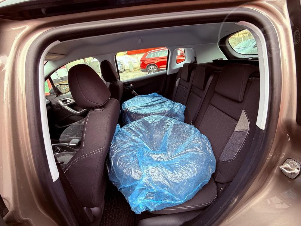 2017 Peugeot 2008 - 11